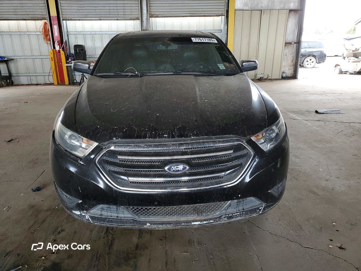 Ford Taurus 2015