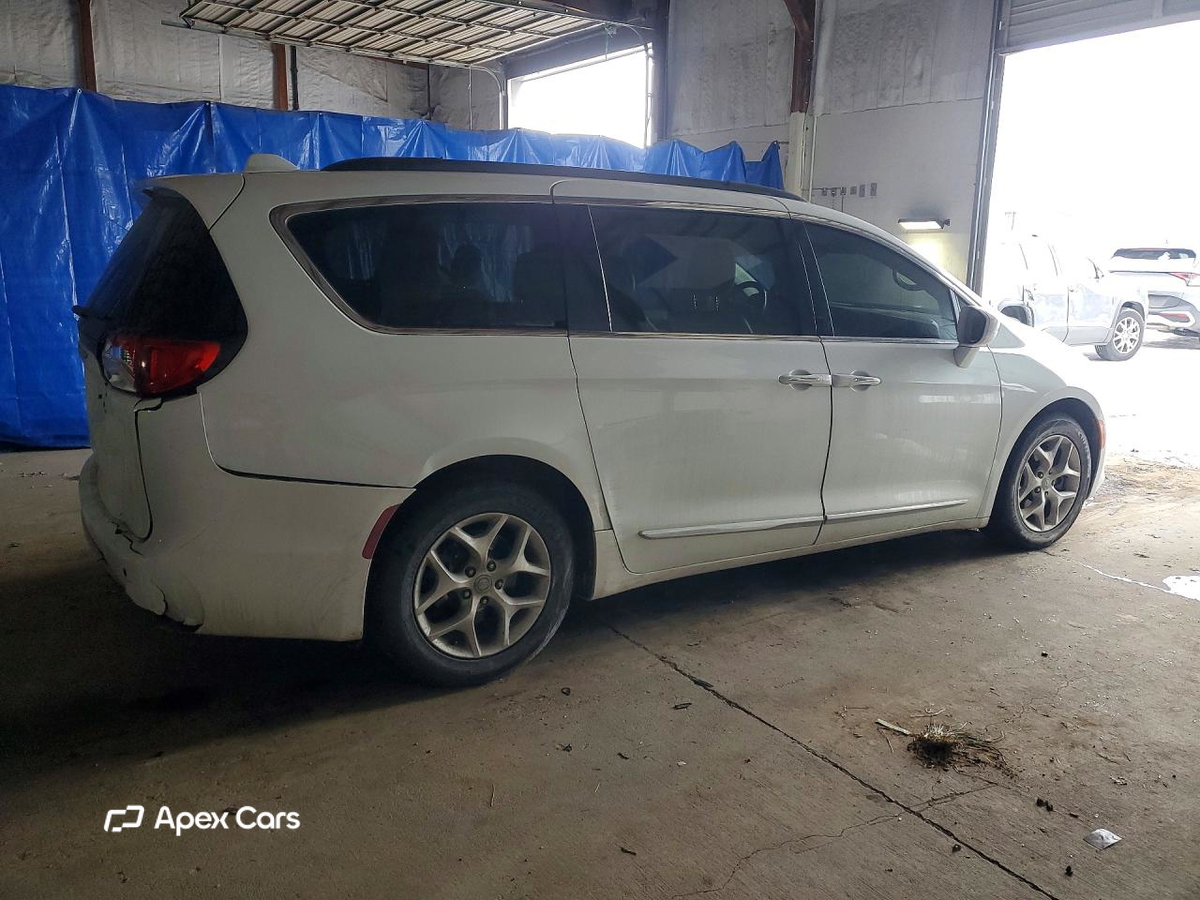 Chrysler Pacifica 2017