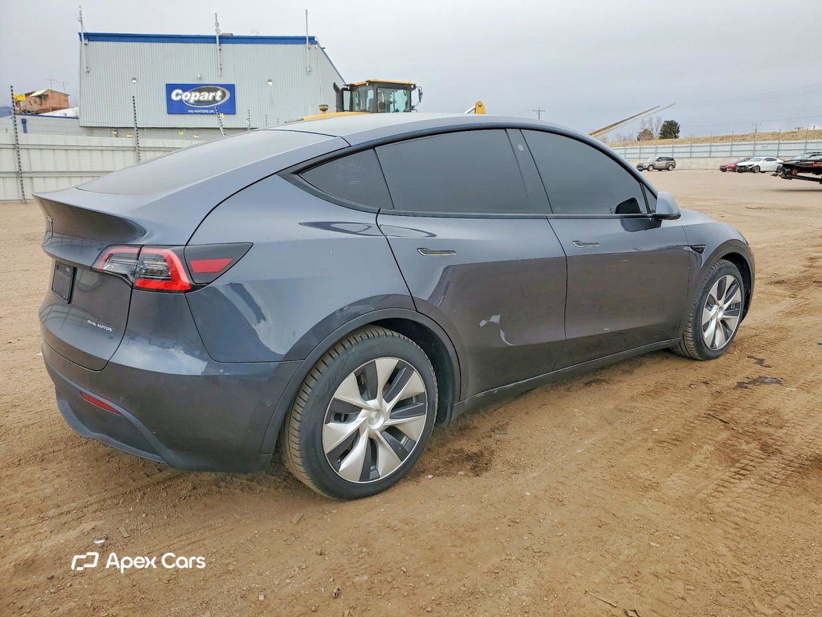 Tesla Model Y 2021