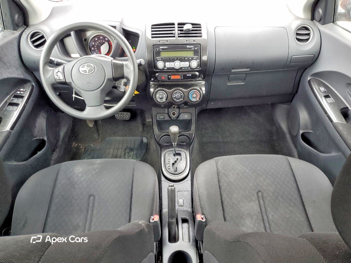 Scion xD 2009