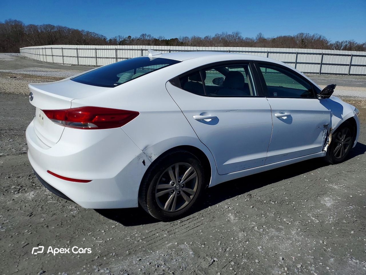Hyundai Elantra 2018