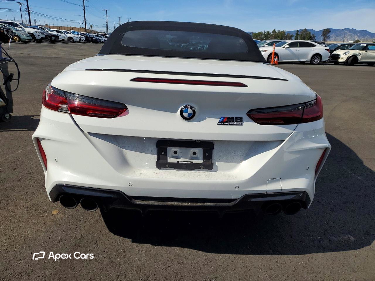 BMW M8 2024