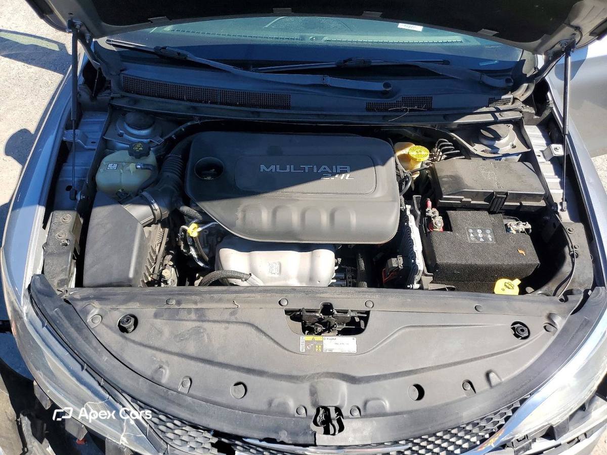 Chrysler 200 2016