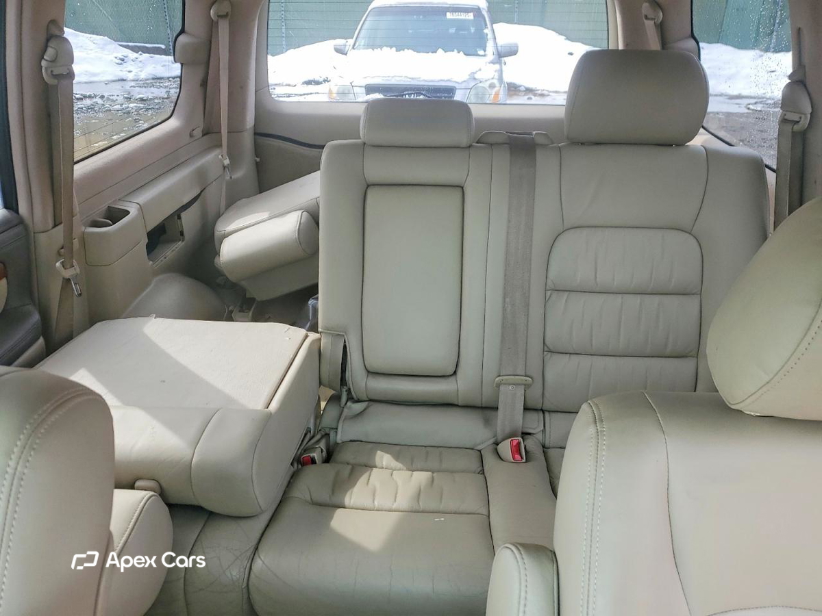 Lexus LX 2004