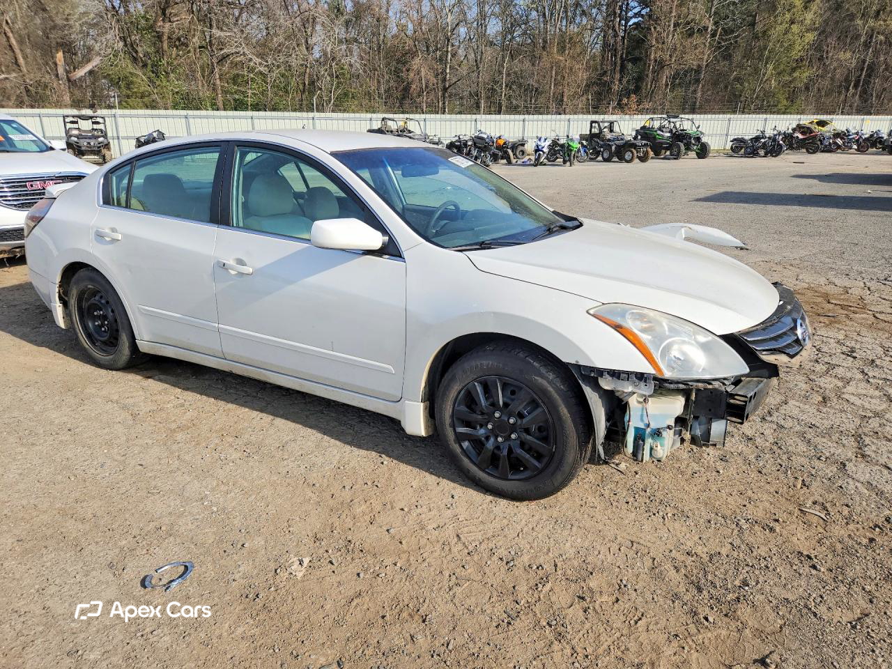Nissan Altima 2011