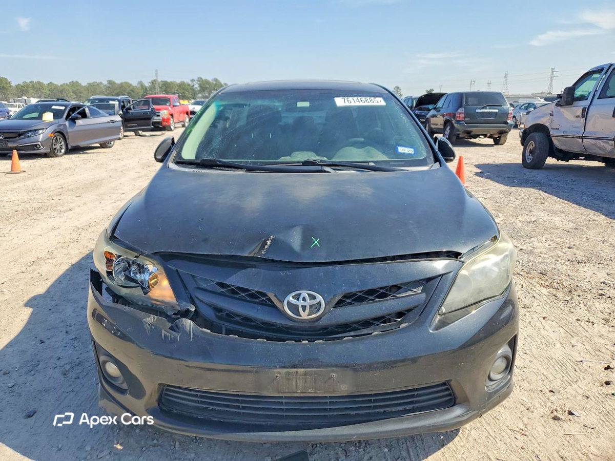 Toyota Corolla 2013