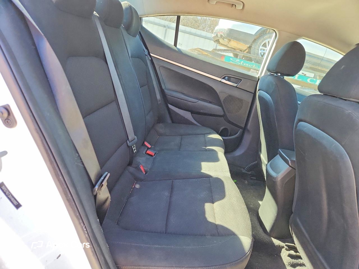 Hyundai Elantra 2019