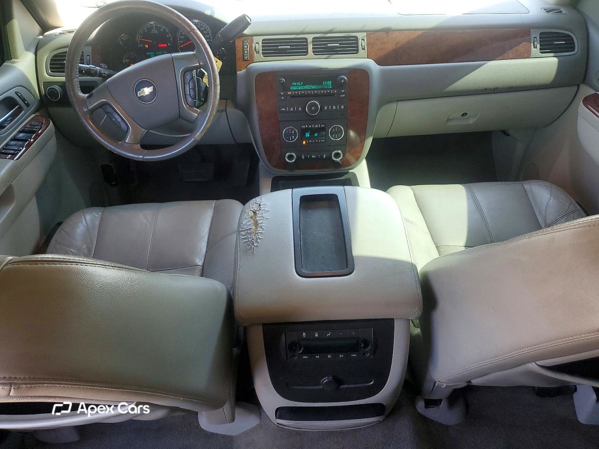 Chevrolet Tahoe 2012