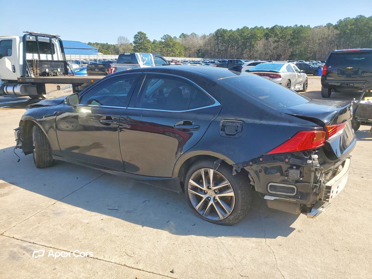 Lexus IS 2018