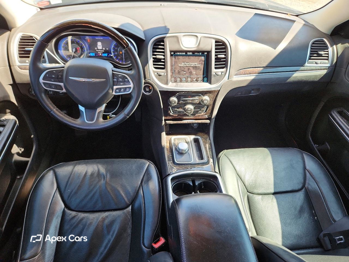 Chrysler 300 2017