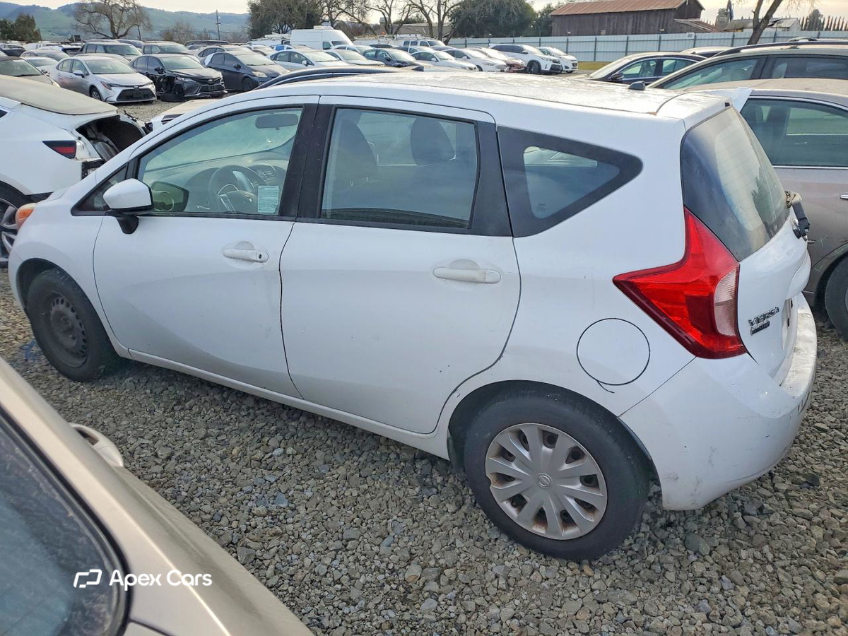 Nissan Versa 2016