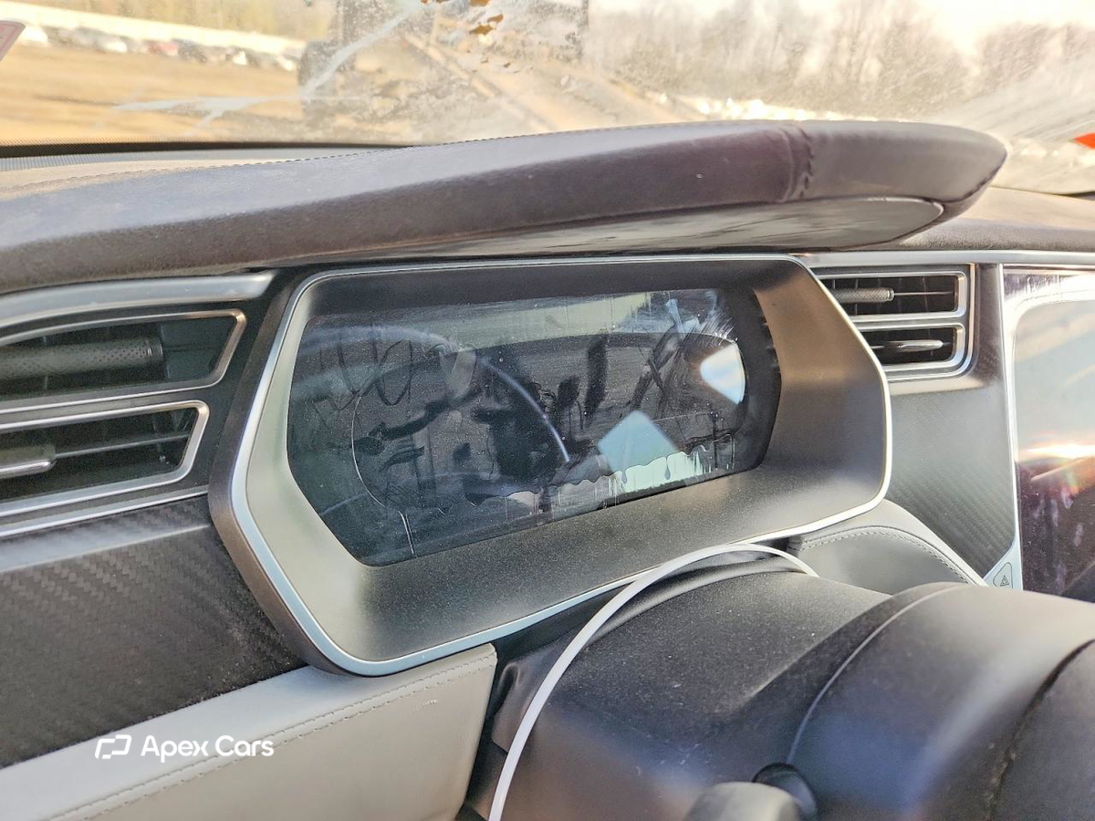 Tesla Model S 2016