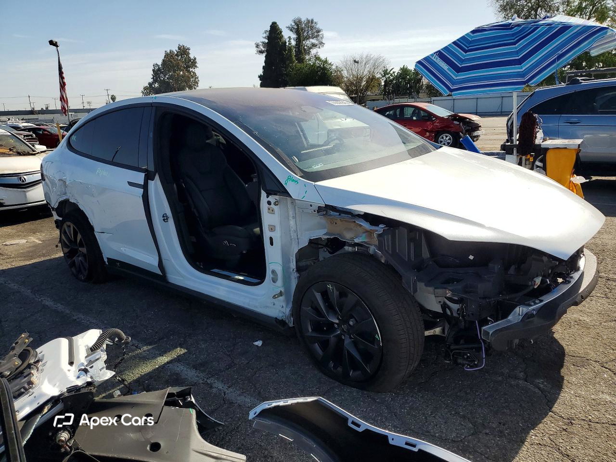 Tesla Model X 2025