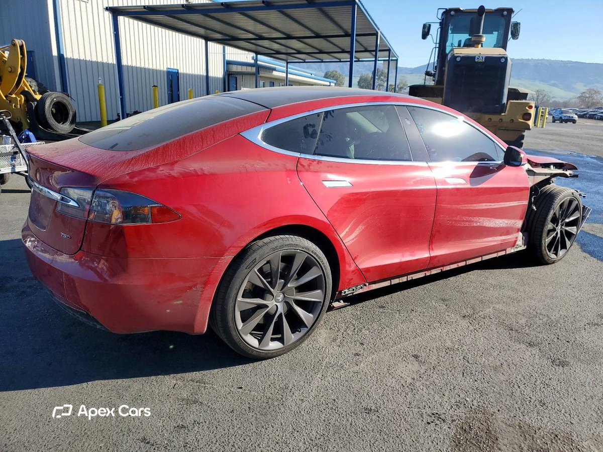 Tesla Model S 2018