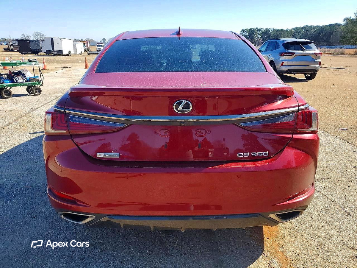 Lexus ES 2019