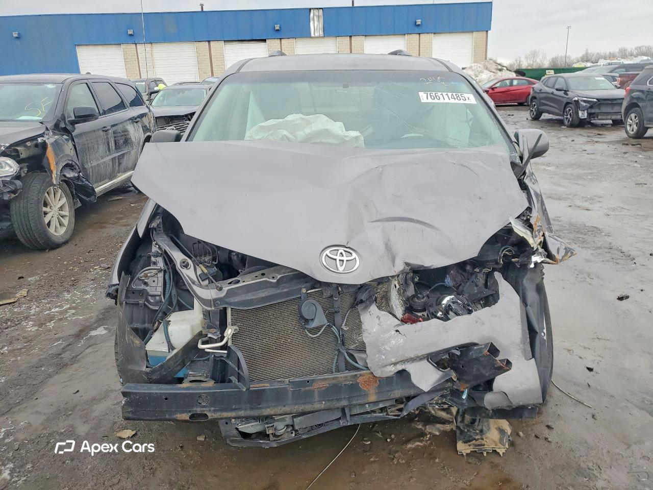 Toyota Sienna 2011