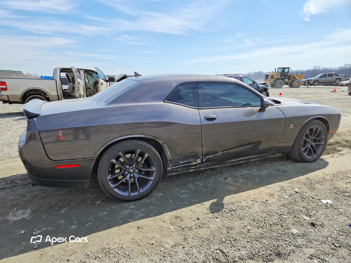 Dodge Challenger 2021
