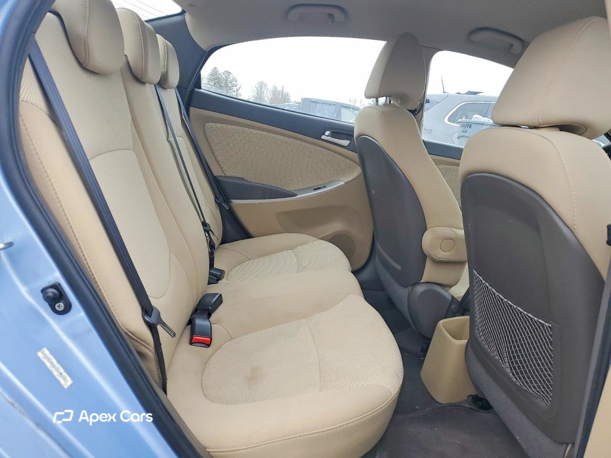 Hyundai Accent 2012
