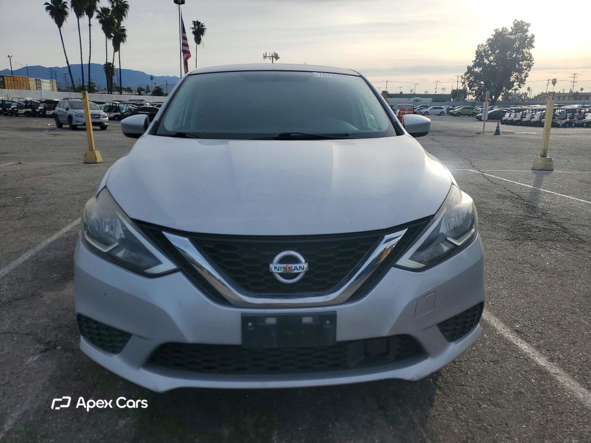 Nissan Sentra 2019
