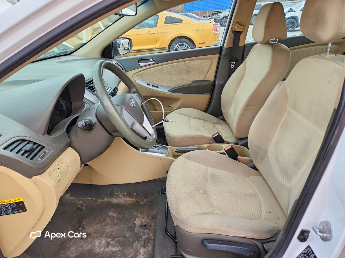 Hyundai Accent 2014