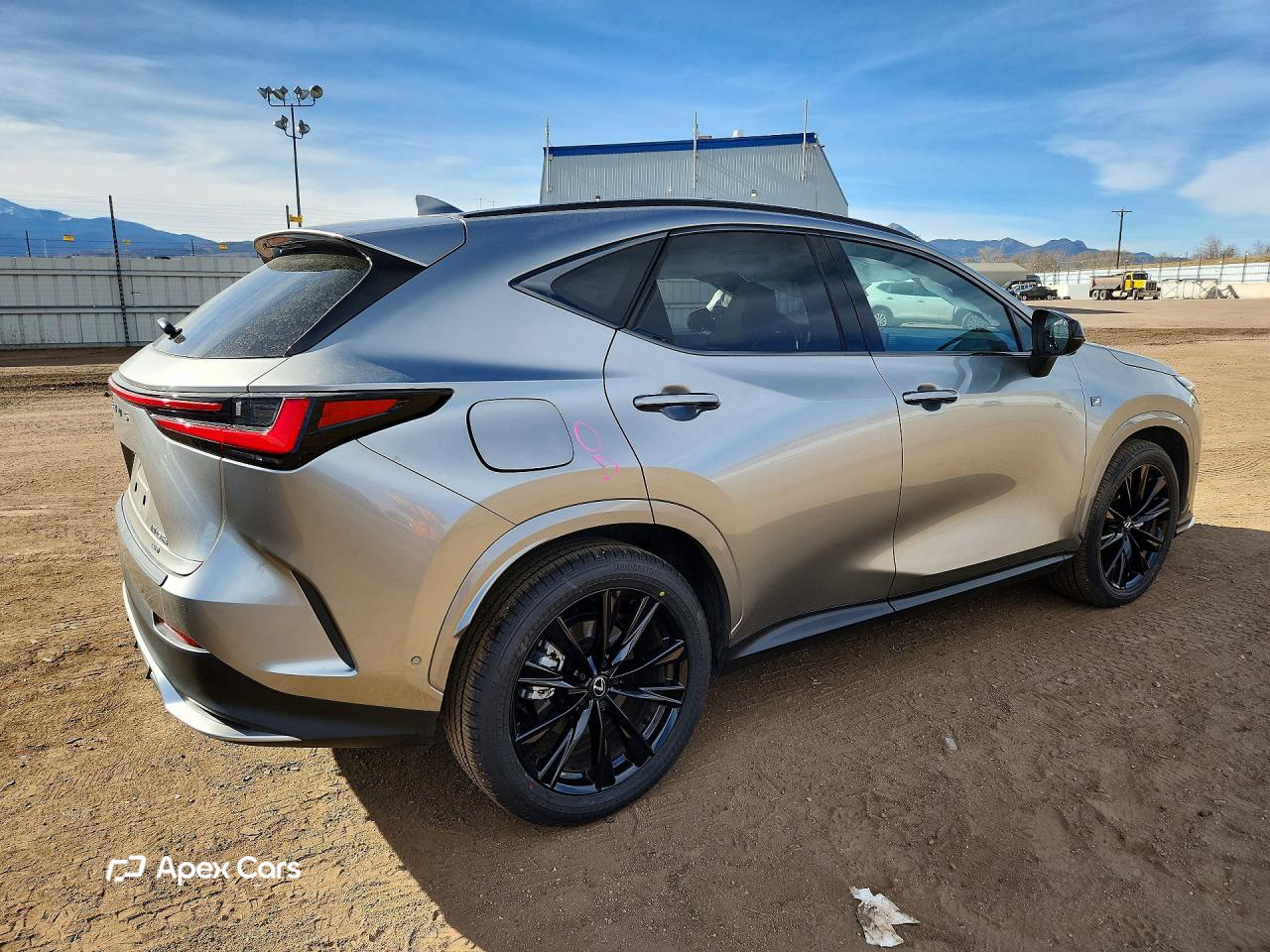 Lexus NX 2025