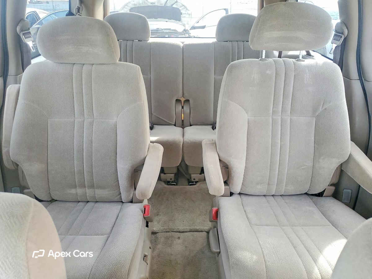 Toyota Sienna 2003