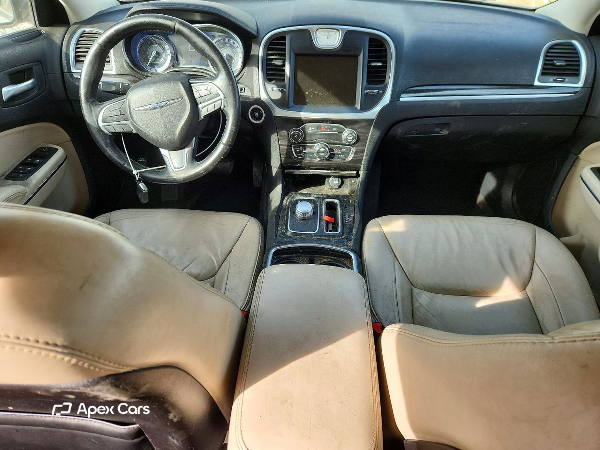 Chrysler 300 2016