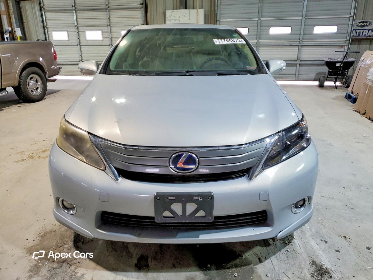 Lexus HS 2010