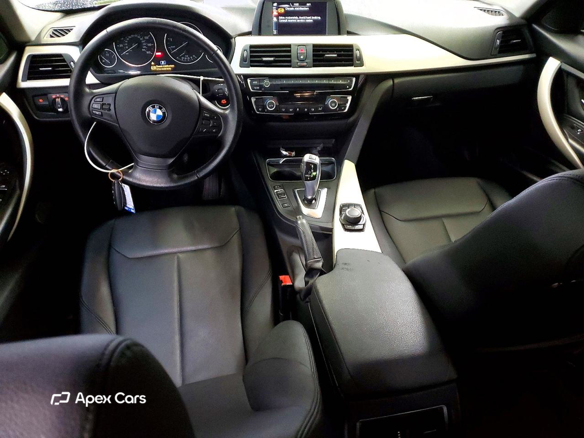 BMW Series 3 2016