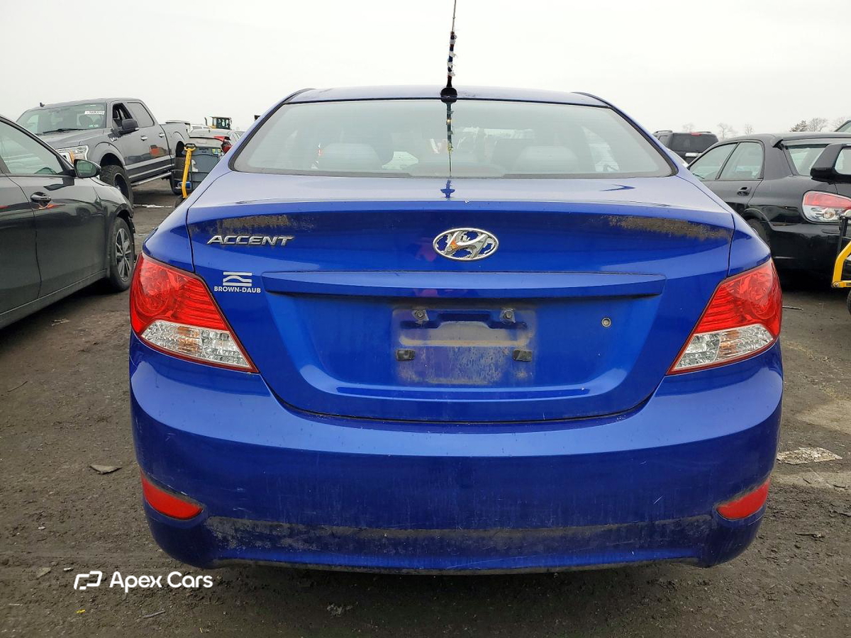 Hyundai Accent 2013