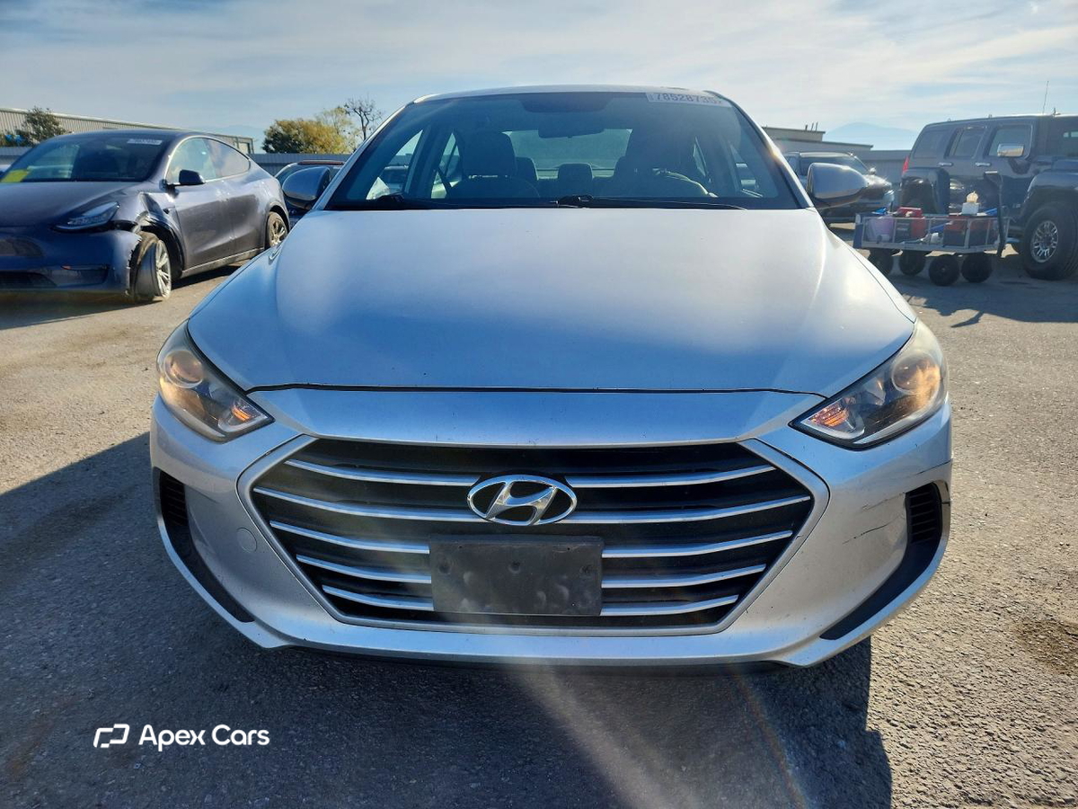 Hyundai Elantra 2017