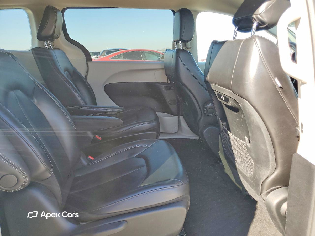 Chrysler Pacifica 2023