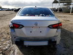 Nissan Versa 2021