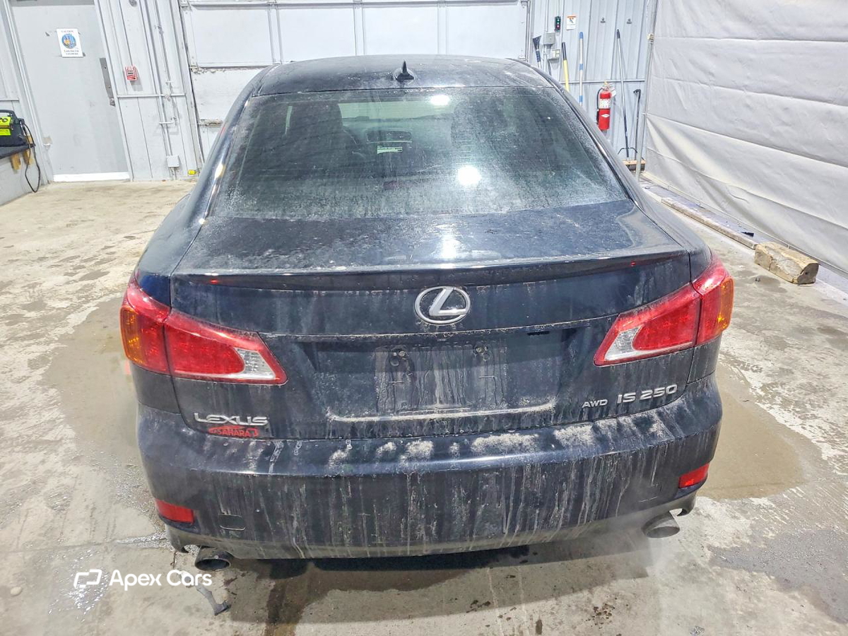 Lexus IS 2010