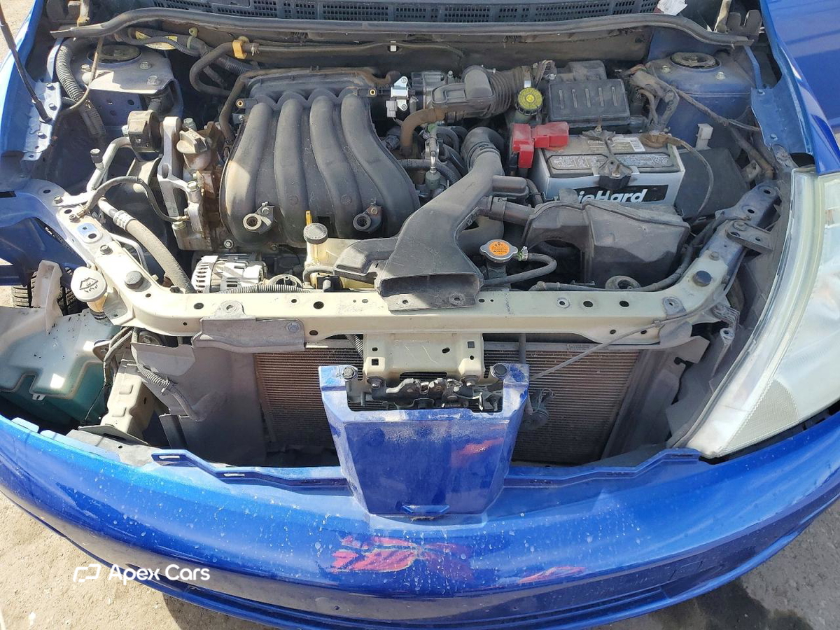 Versa 2010