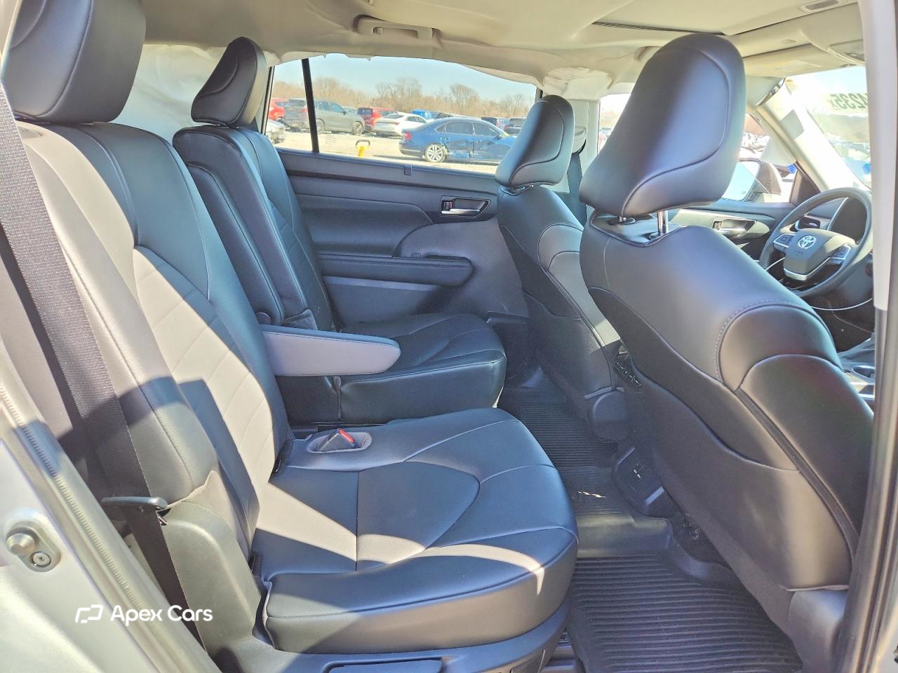 Toyota Highlander 2021