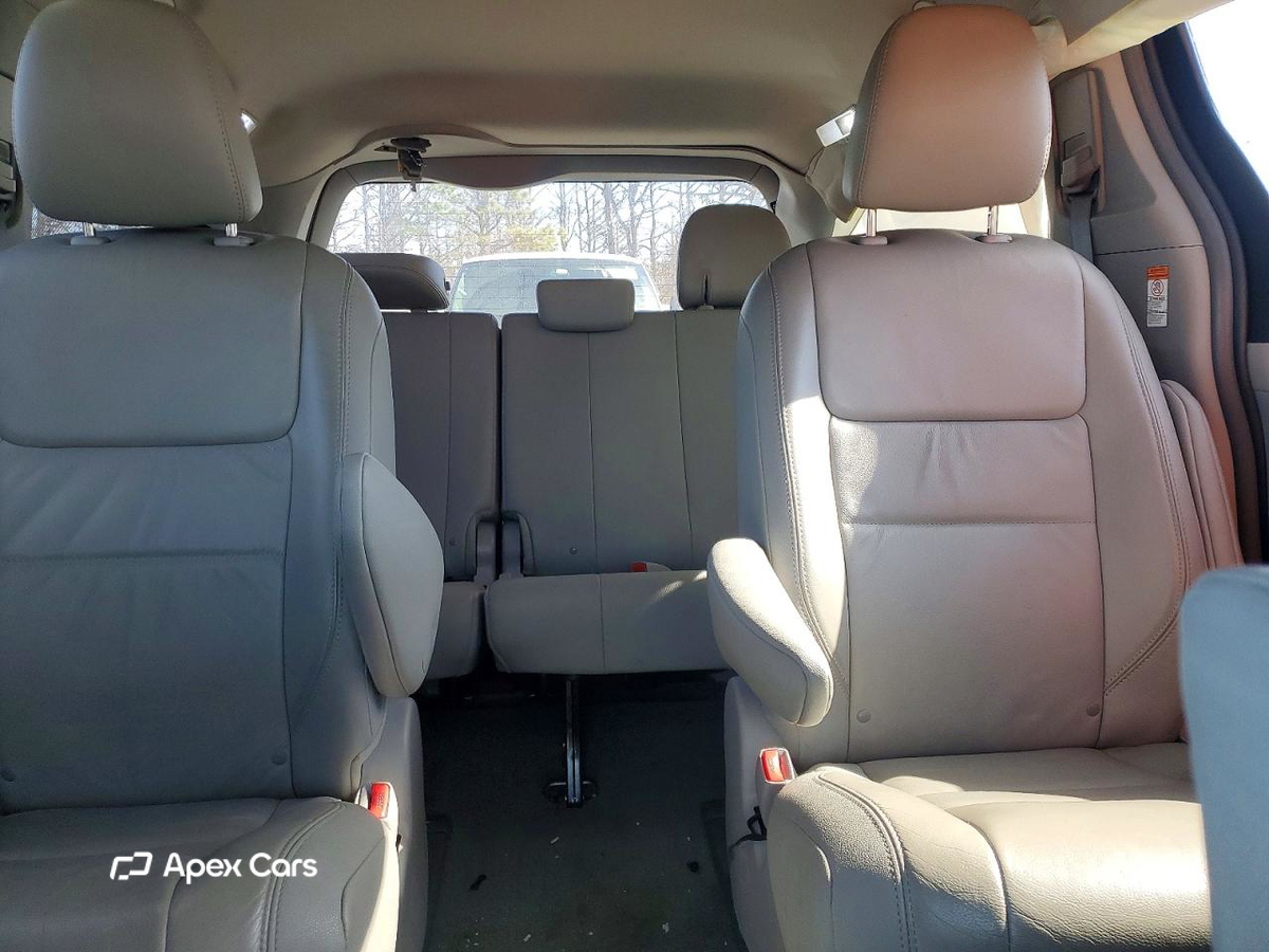 Toyota Sienna 2017