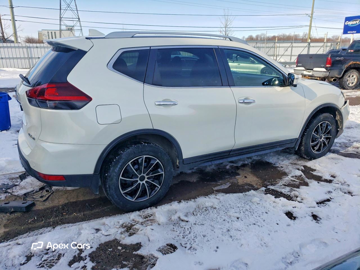 Nissan Rogue 2020