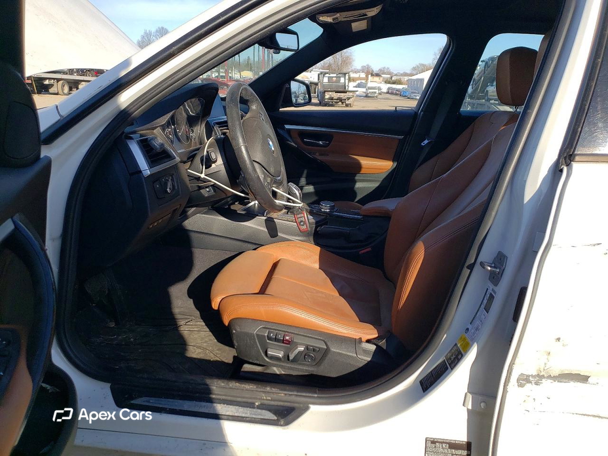 BMW Series 3 2016