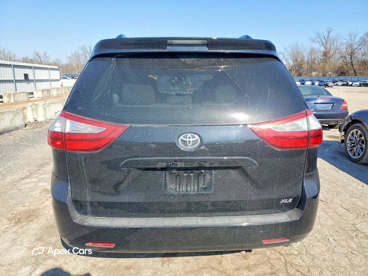 Toyota Sienna 2017