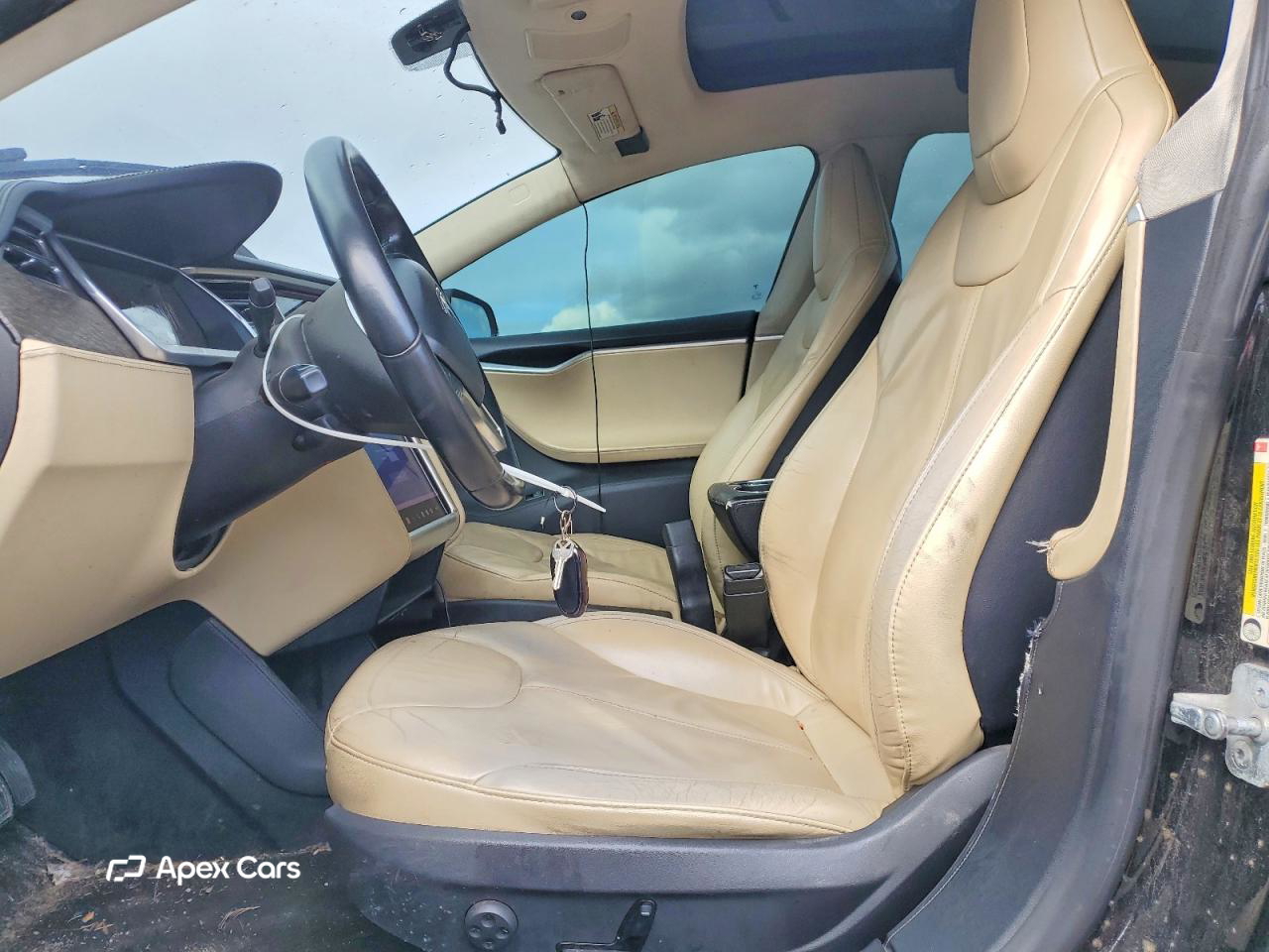 Tesla Model S 2013