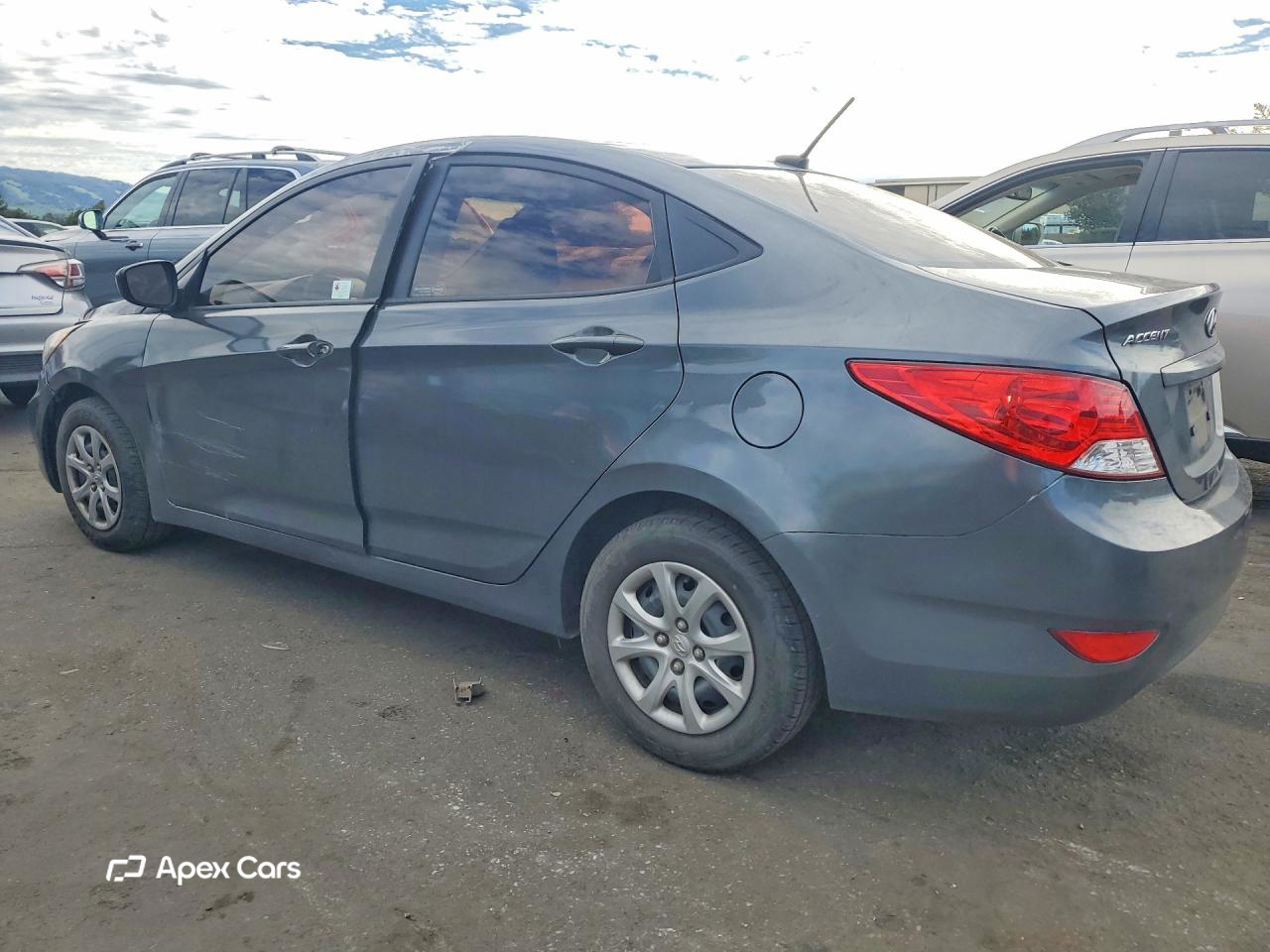 Hyundai Accent 2012