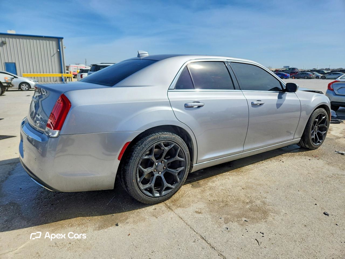Chrysler 300 2015