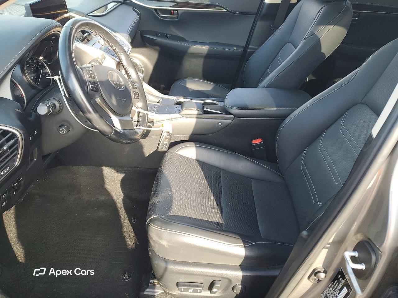 Lexus NX 2020