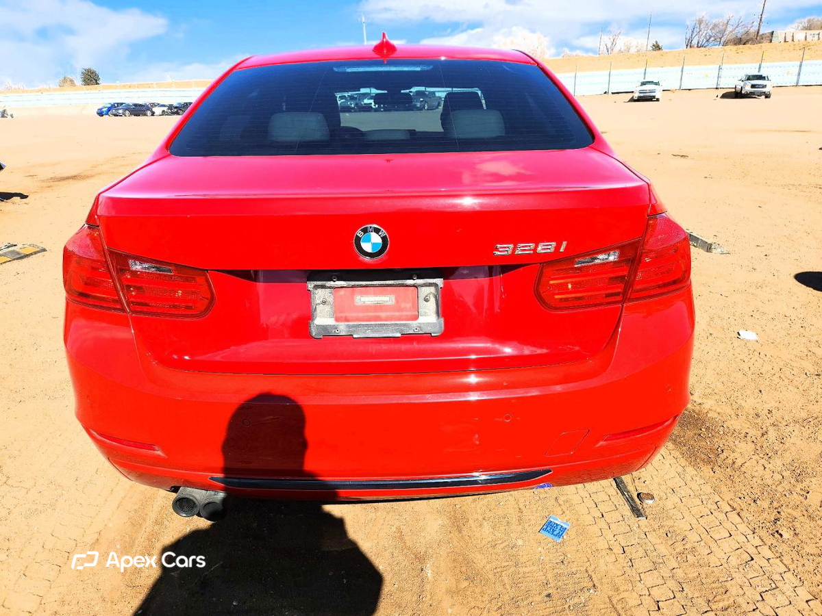 BMW Series 3 2012