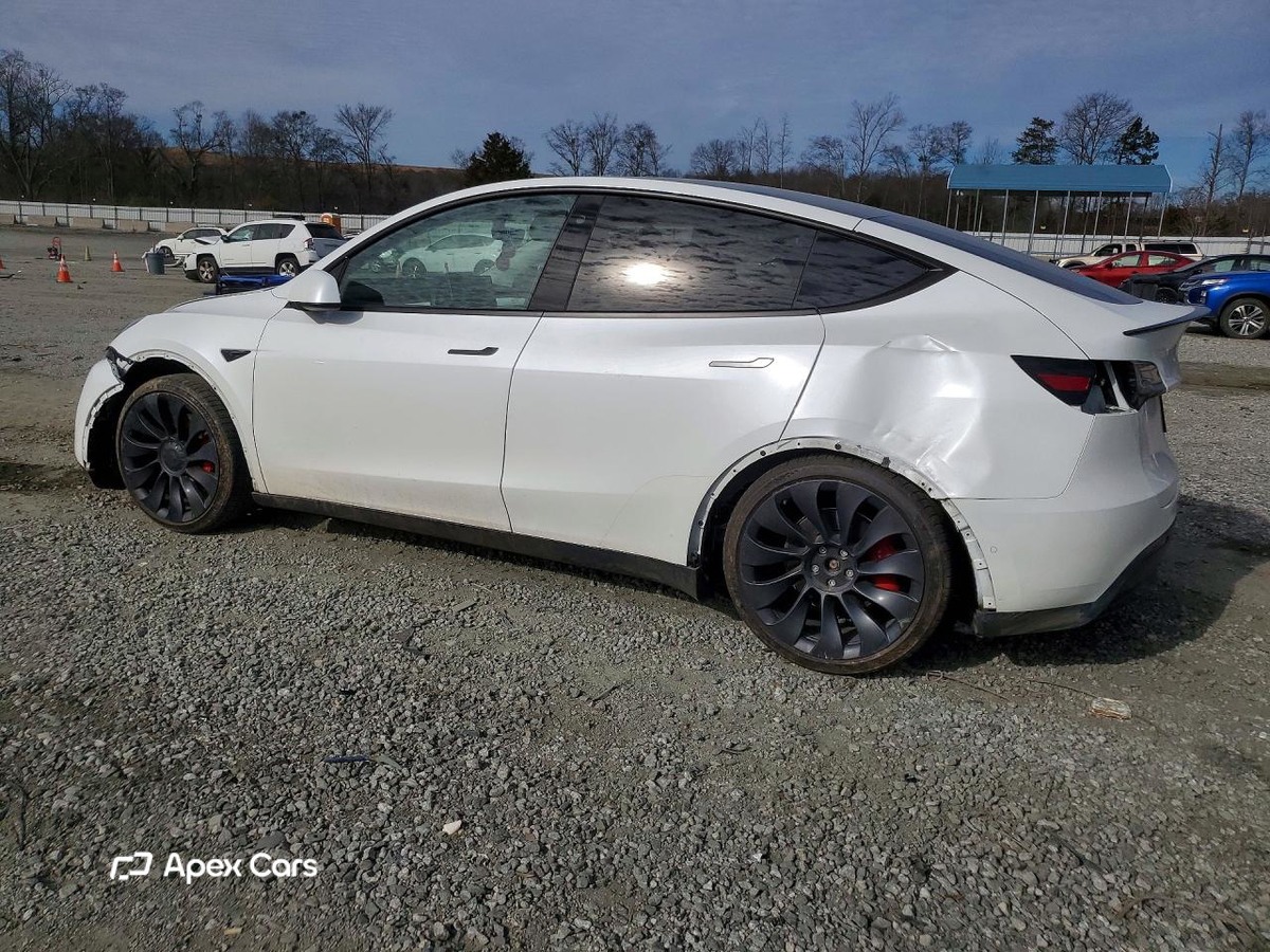 Tesla Model Y 2022