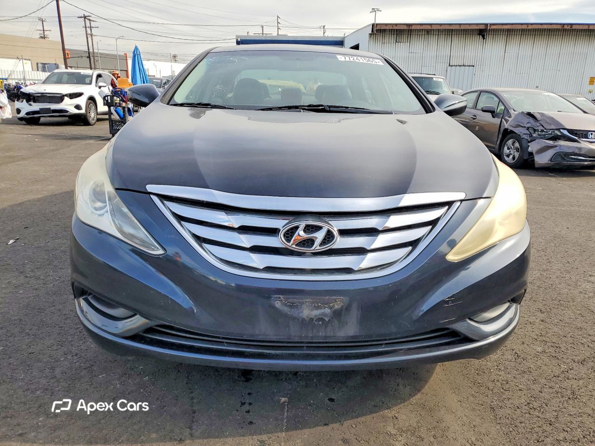 Hyundai Sonata 2011