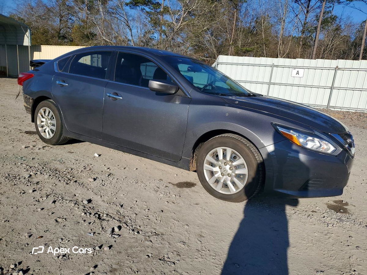 Nissan Altima 2018