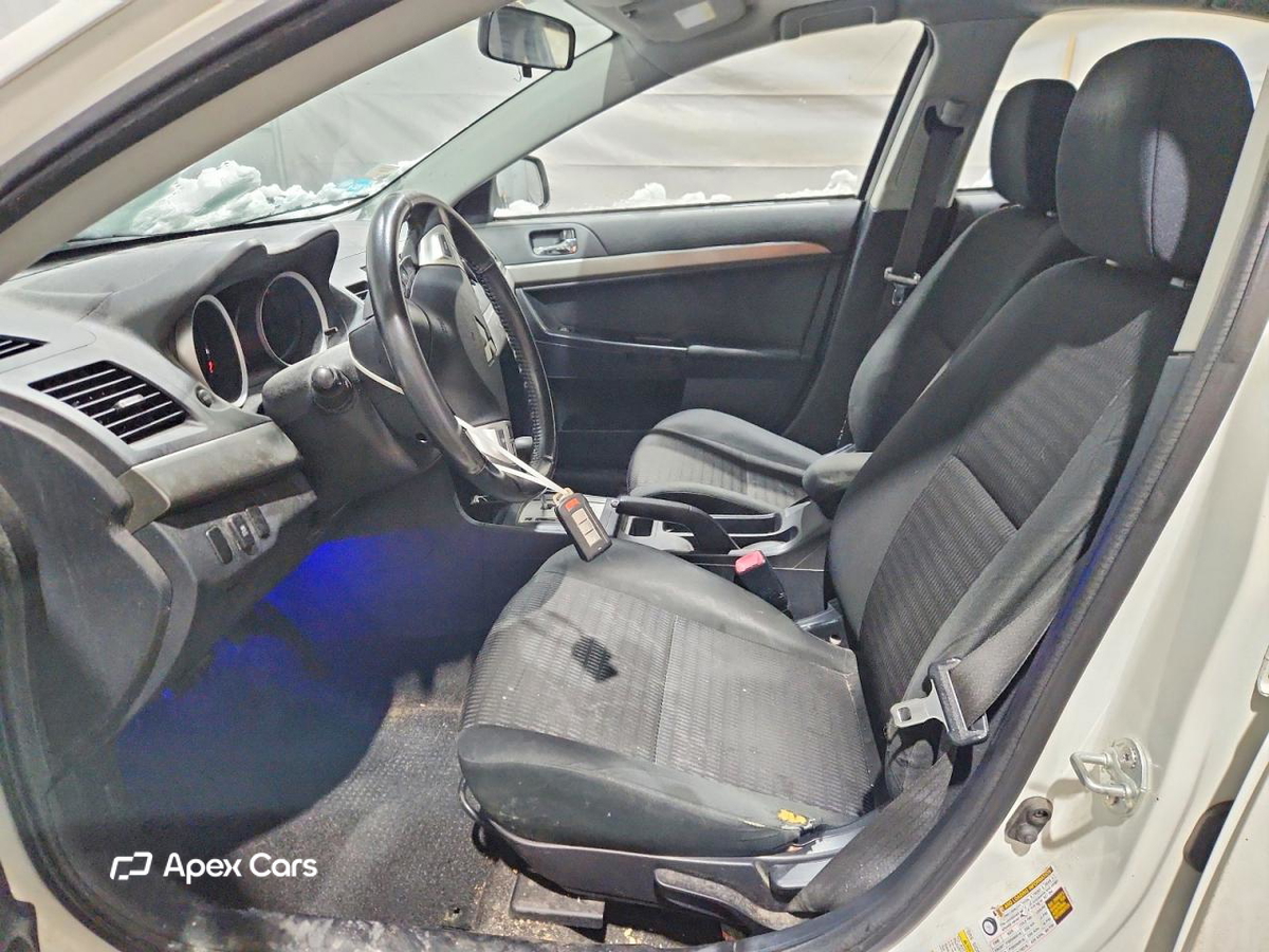 Mitsubishi Lancer 2013