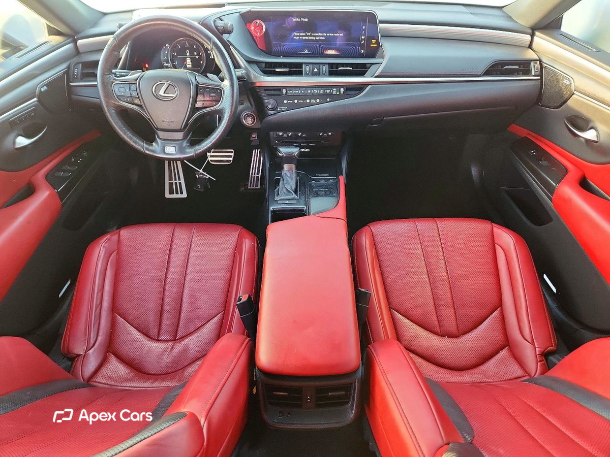 Lexus ES 2019